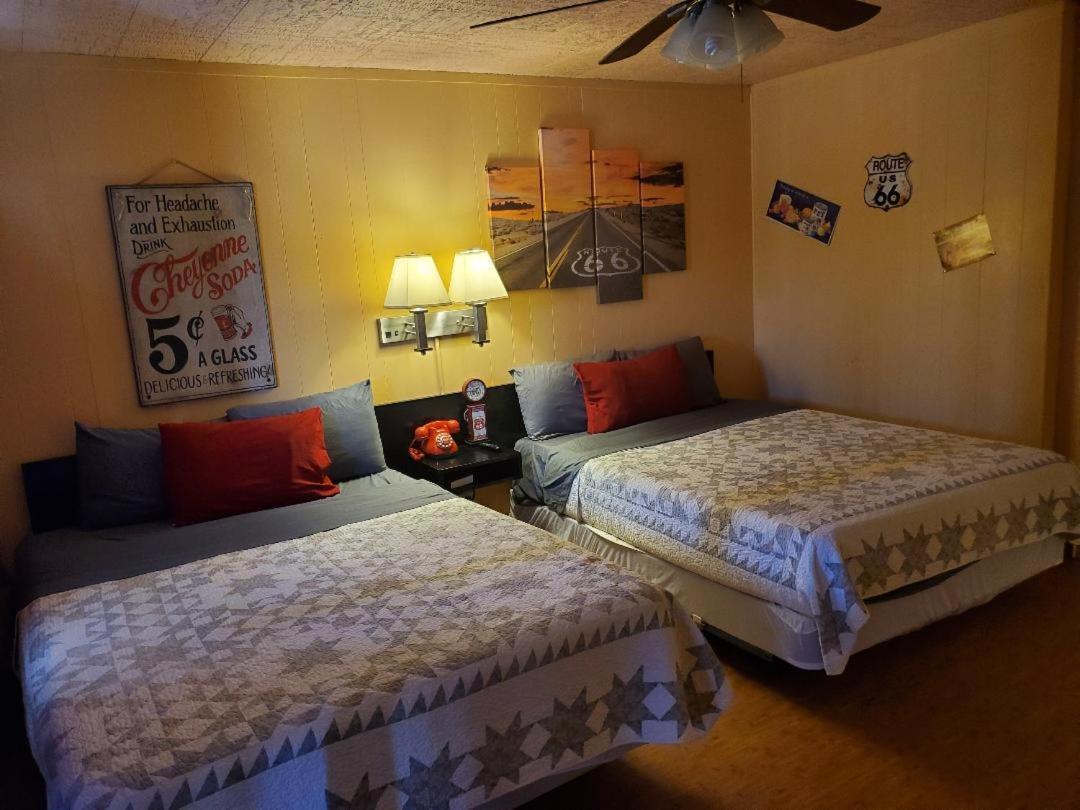Brad'S Desert Inn Holbrook Exteriér fotografie